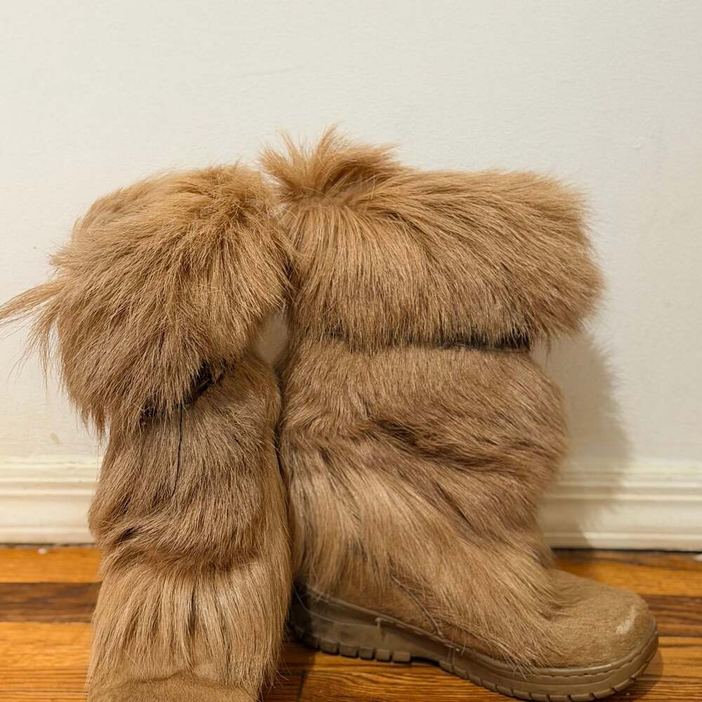 Vintage Oscar Sport Genuine Goat Hair Apres Ski Boots
